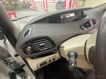 Renault Scenic Kombi 1,9dCi/96 kW (r.v. 2011) - 9