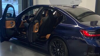 BMW 330e - 9