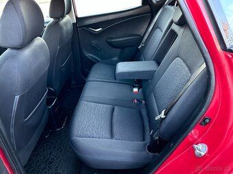 Hyundai ix20, 1.6 CRDi 94 kW - 9