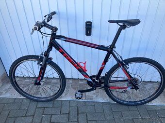 TREK 26 - 9