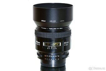 Nikon AF Nikkor 85mm 1,8D + UV 9-lamelový TOP STAV - 9