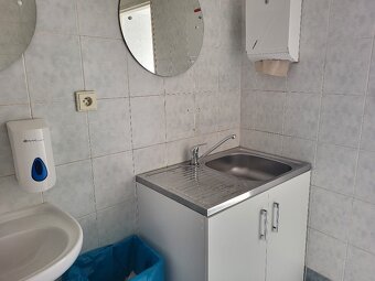 Pronájem kanceláře 13m2, Zvonařka, Brno - 9
