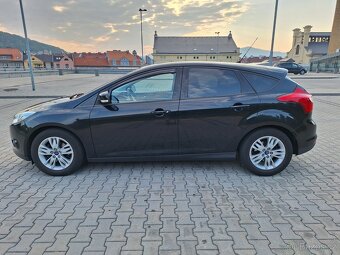 FORD FOCUS 1.6 92 KW BENZIN.R.2011 - 9