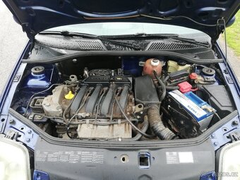 Renault Clio II - 9