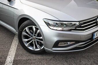 Volkswagen Passat Variant 2.0 TDI Elegance DSG - 9