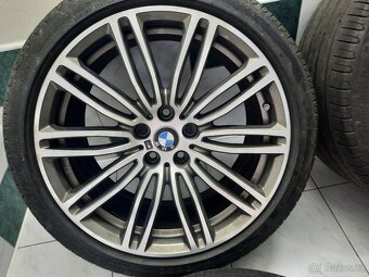 Original sada 19" BMW 5 G30 style 664M-POWER - 9