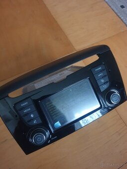 Originál autorádio Fiat - 9