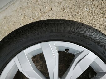 Alu VW 5/112 r17 + 215/55 r17 letní pneu Top stav - 9
