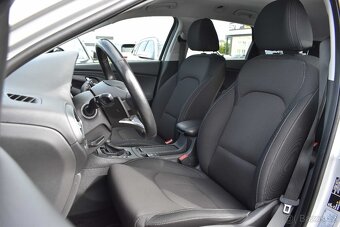 Hyundai i30 1.6 CRDi STYLE 2xPNEU AUTOMAT ČR - 9