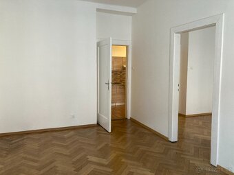 Pronájem bytu 2+1, 60 m2 - 9