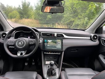 MG ZS Elegance 1.0 Turbo 2023 - 9