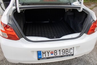 PEUGEOT 301 1.6 VTi Active 2013 - 9