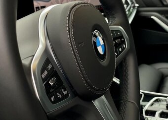 BMW X5 automat nafta 219 kw 2024 - 9