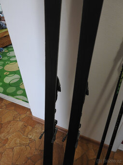 lyže volkl včetně hůlek a lyžářských bot - 9