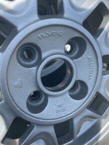 VW Alu 13” Retro s 175/70 R13 - 9