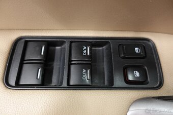 Honda CR-V 2.2 CDTi , 103 kW nafta, 2007 - 9