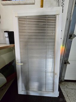 Plastove okno 144x143 dvoukridlo - 9