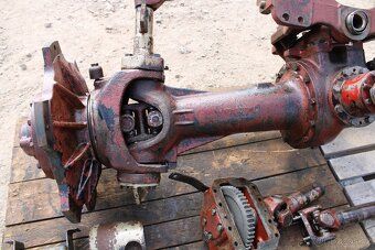 Zetor 7245 7745 přední náprava převodovka kola kardan - 9