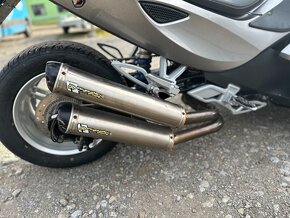 Can-am Spyder 990 RS SM5 MY2010 - 9