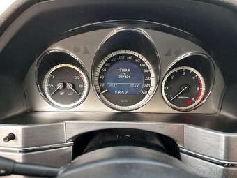 Mercedes-Benz GLK 320 CDI 4MATIC - 9
