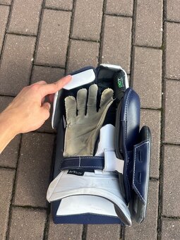 Bauer hyperlite2 lapačka, vyrážečka - 9