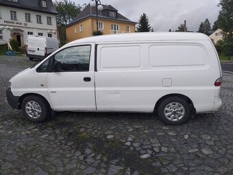 obytná dodávka 3 místná hyundai H1 - 9