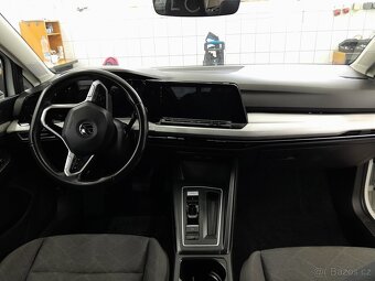 Volkswagen Golf VIII 2,0 TDi DSG - 9