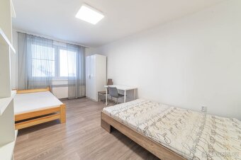 Dům 7+2 | 200m2 | Zlín-Podhoří - 9