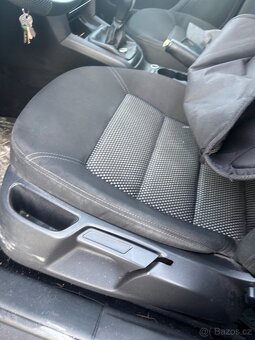 Škoda Octavia Scaut 2,0 103kw 4x4 (výměna) - 9