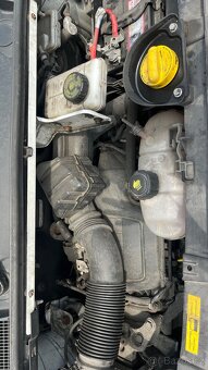 325.Opel Vivaro 1.6dci Bi turbo R9MMD Na náhradní díly - 9