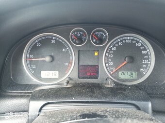 Volkswagen Passat B 5.5 1.9 TDI 96 kw,R.V 2001,STK 1/2026. - 9