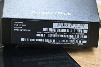 Samsung Galaxy Z Flip5 8GB/512GB v záruce - 9