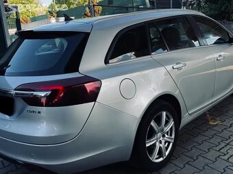Opel Insignia Sports Tourer 2,0CDTi SW 4X4 automat 120KW C - 9