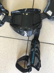 Chránič těla na motorku, velikost L - 9