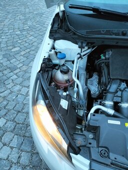 Peugeot 308 1.6 Blue hdi - 9