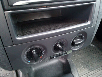 Škoda Fabia Combi 1.4 16V 59kW - 9