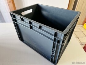 Prodám větší množství regálu. - 9