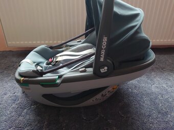 Autosedačka Maxi Cosi Coral 360 - 9
