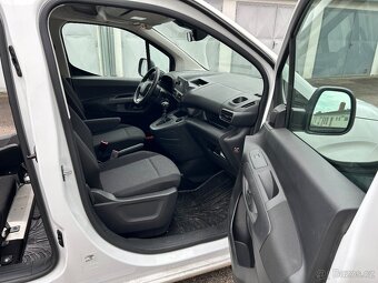 Berlingo pro převoz invalidního vozíku - 9