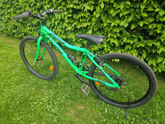 Lehké 24" horské hliníkové kolo CORE, rám 13" od 120 cm - 9