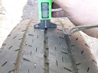 4x letní pneu 235/65 r16C - 9