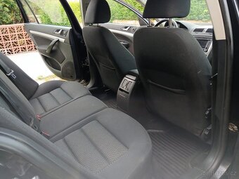 Škoda Octavia Scout 2.0tdi - 9