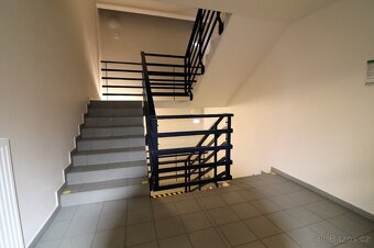 Pronájem bytu 1+1 ve Zlíně – Třída Tomáše Bati - 9