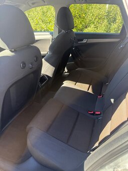 Audi A4 Avant 3.0 TDI V6 quattro Allroad - 9