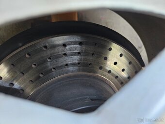 Tatra 613/4 Mi motor 4,4 - 9