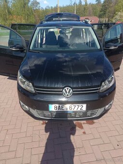 Volkswagen Touran R.V.2011 2.0.TDI 103 KW - 9