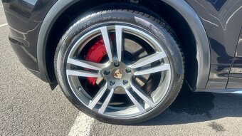 Porsche Cayenne Turbo 958 r.v.2010 - 9