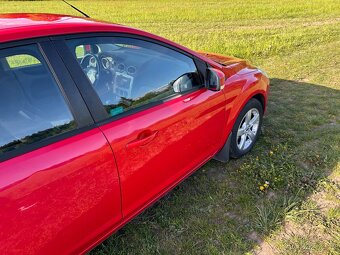 Ford Focus - 9