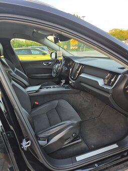 Volvo XC60 2.0 D4 140kw 2020 - 9