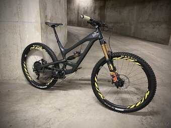 YT Capra CF Pro Race 29 - 9